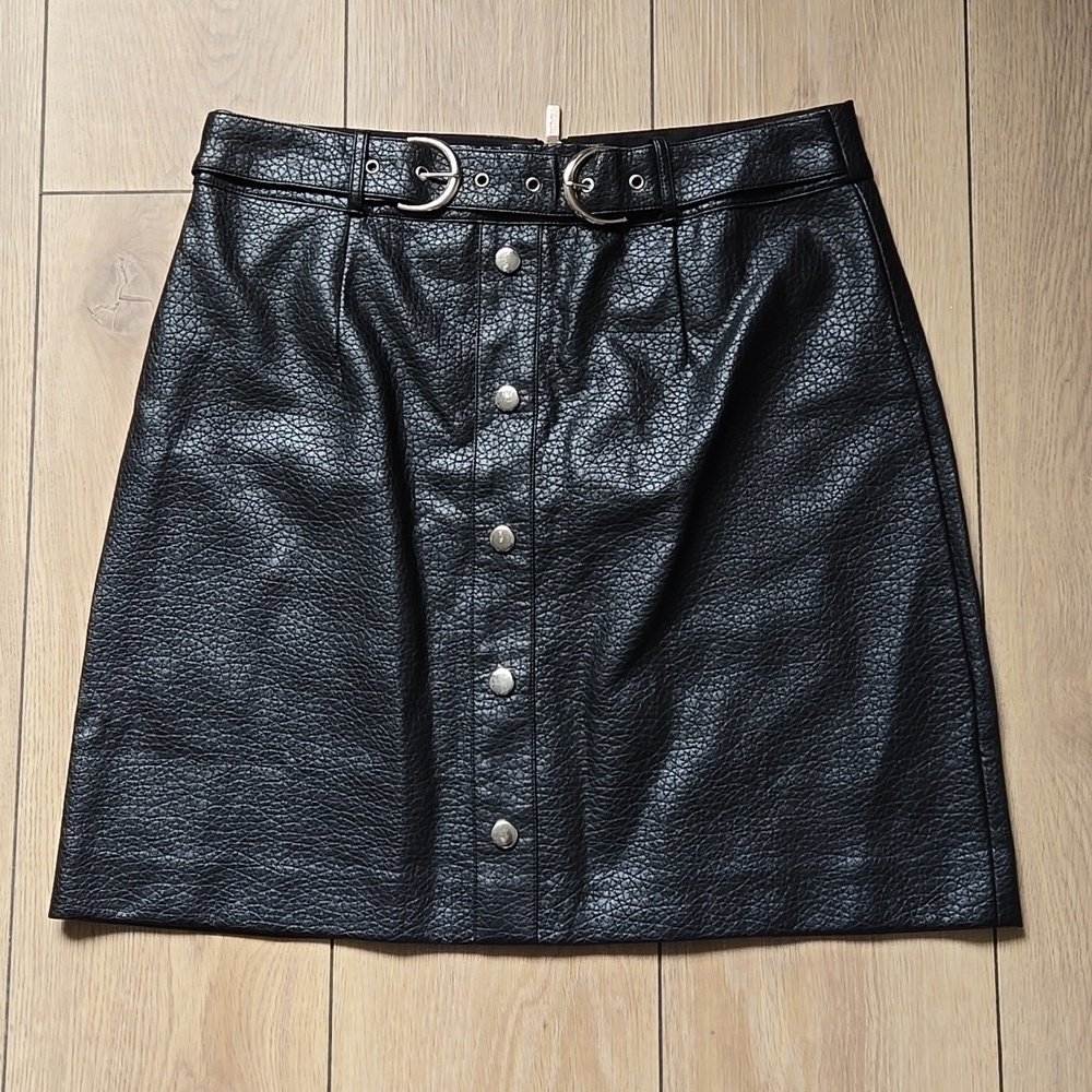 NWOT BRUNETTE THE LABEL FAUX LEATHER A-LINE SKIRT Size S/M - Picture 2 of 9